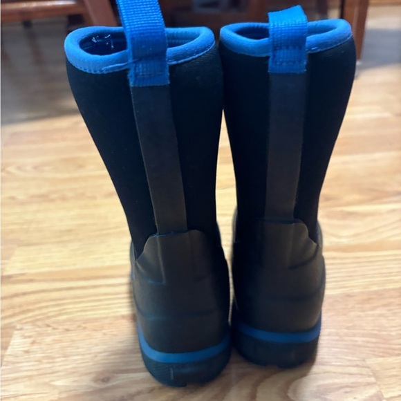 muck boot kids slush master blue black Sz c 10 - Picture 4 of 6